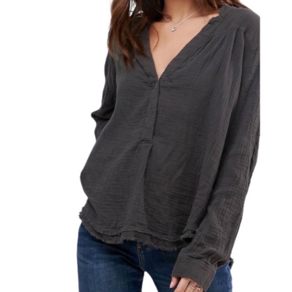 Free People Changing Horizons Gray Raw Hem Top size S